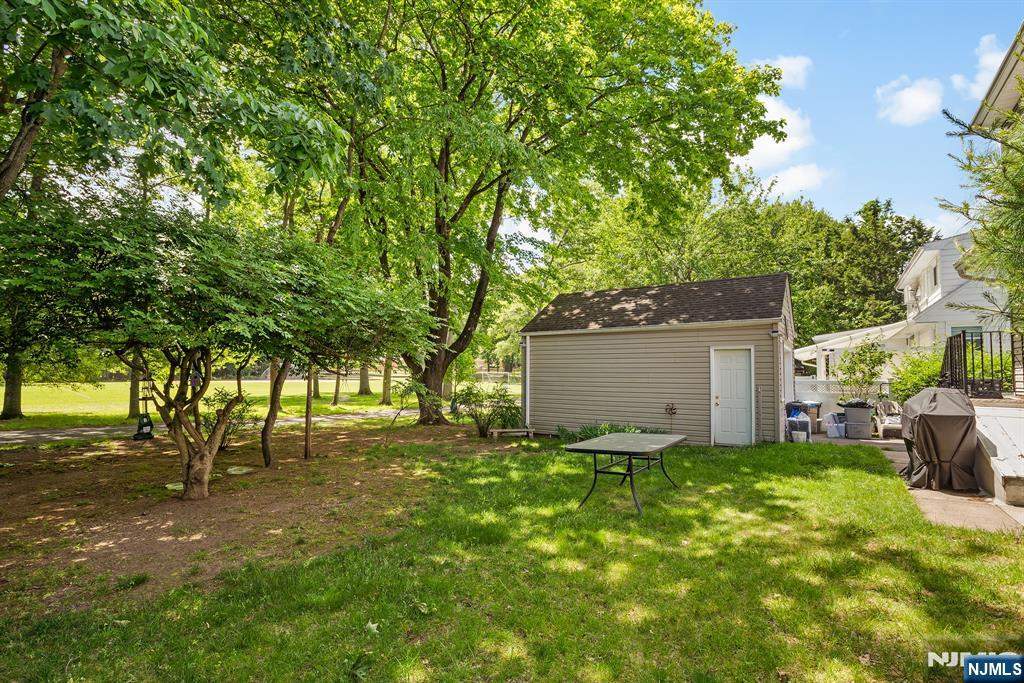 642 Ellington Road Ridgewood, NJ 07450 - Photo 27 of 27