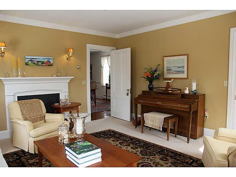 21 Neck Road South China, ME 04358 - Photo 22 of 35 Living Room.