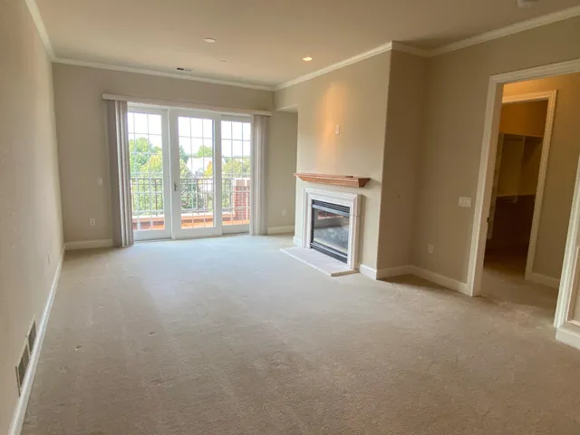 $428,500 | 19155 Thomson Drive, Unit 304, Brookfield, WI 53045