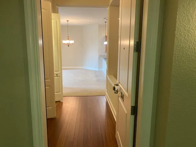 $428,500 | 19155 Thomson Drive, Unit 304, Brookfield, WI 53045