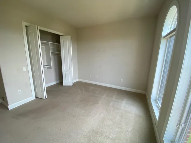 $428,500 | 19155 Thomson Drive, Unit 304, Brookfield, WI 53045