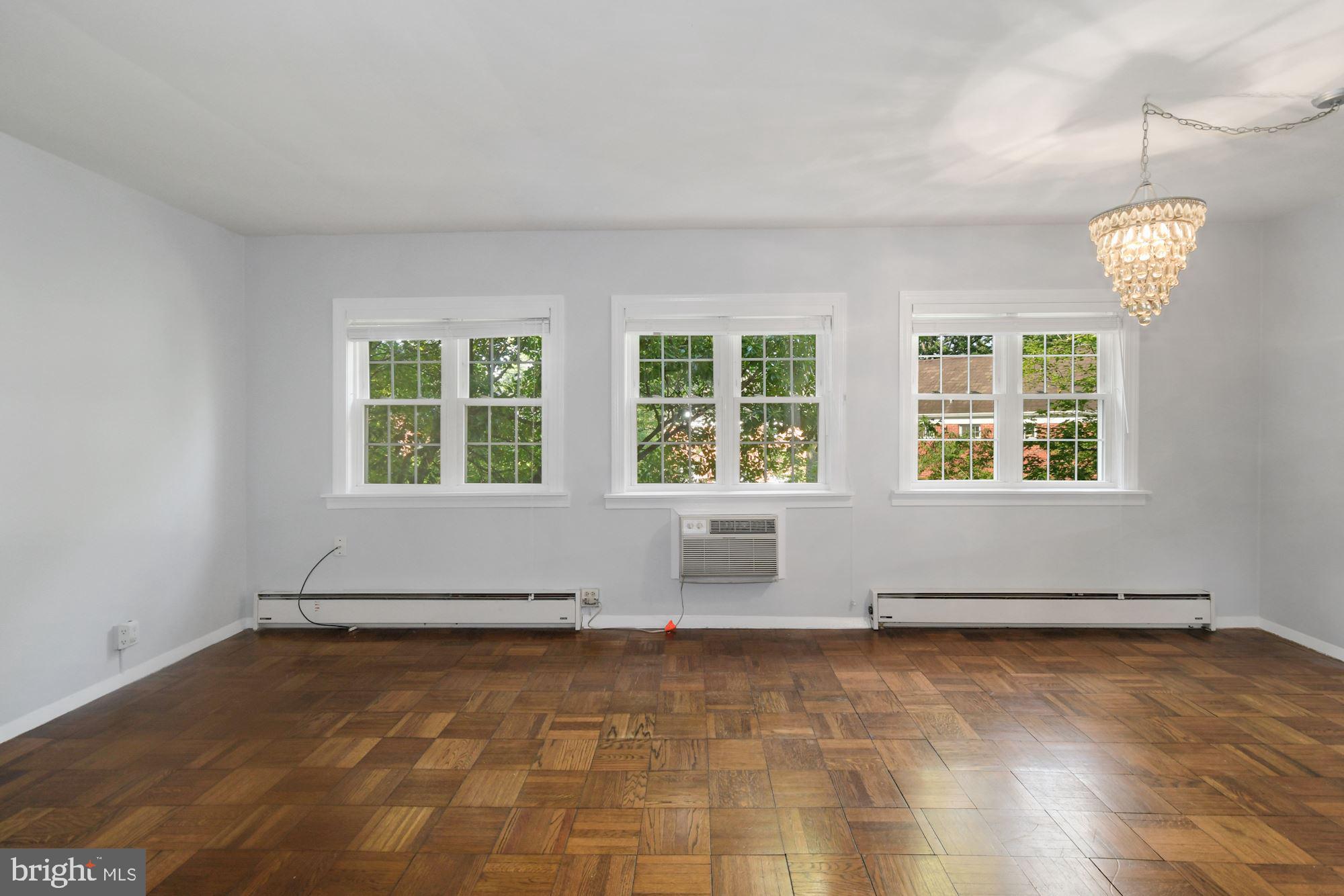 3230 Gunston Road Alexandria, VA 22302 - Photo 6 of 28 Gallery Image 6