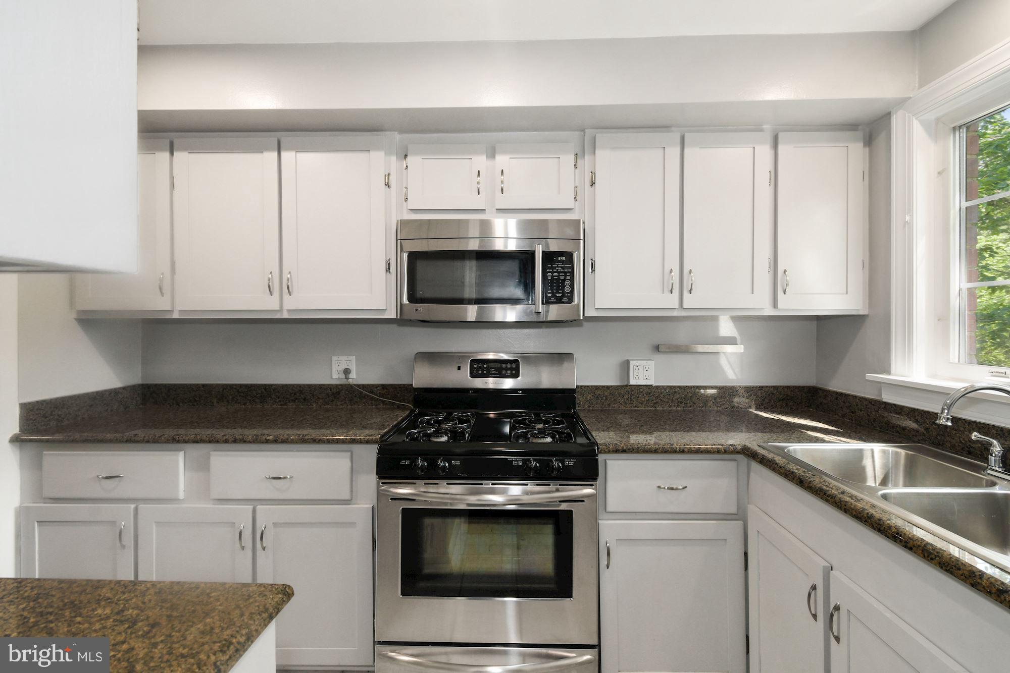3230 Gunston Road Alexandria, VA 22302 - Photo 9 of 28 Gallery Image 9