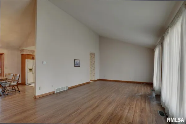 $389,500 | 3500 Branchwood Drive, Quincy, IL 62301