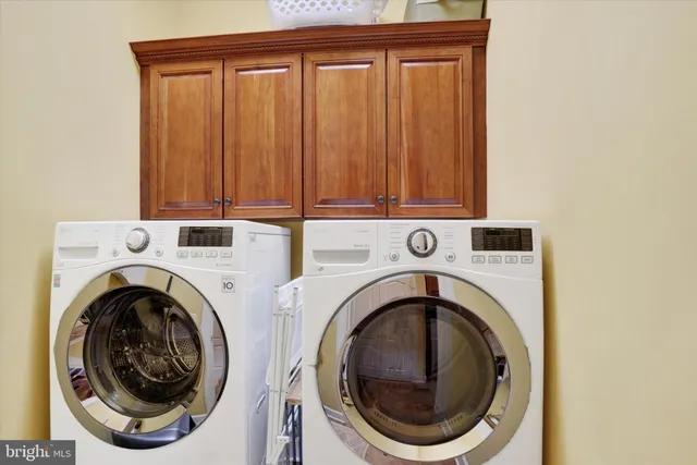 $475,000 | 10 Azalea Drive, Windsor, PA 17366