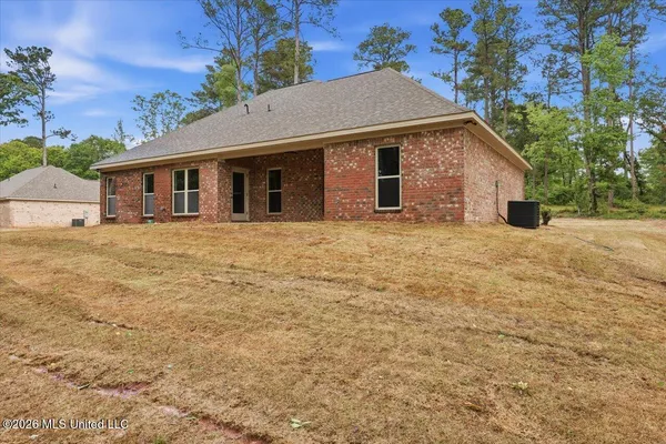 $359,900 | 225 Walter Jones Road, Mendenhall, MS 39114