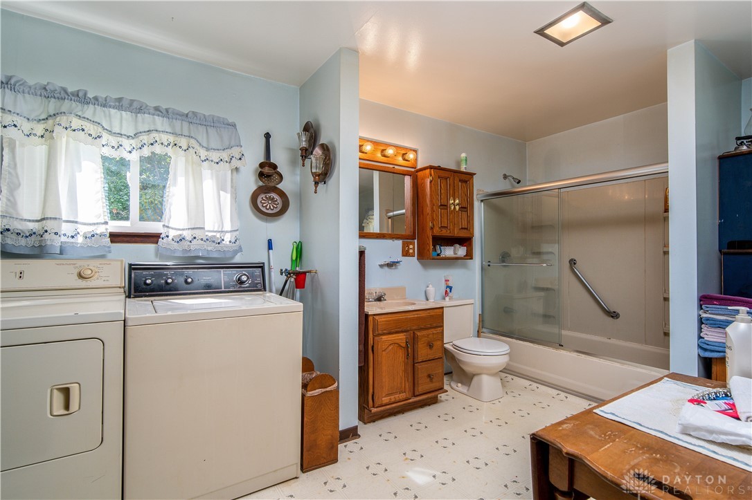 6177 Howe Road Middletown, OH 45042 - Photo 31 of 42 Gallery Image 31