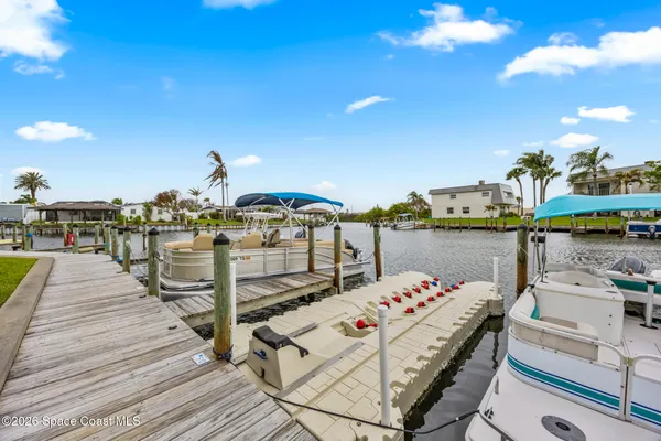 $2,000 | 416 Dove Lane, Unit 18, Satellite Beach, FL 32937