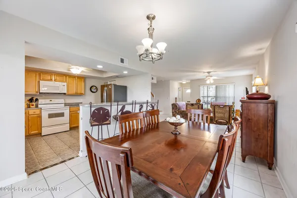 $2,000 | 416 Dove Lane, Unit 18, Satellite Beach, FL 32937