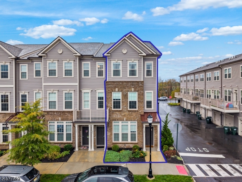 105 Robeson Street Somerville, NJ 08876 - Photo 2 of 48