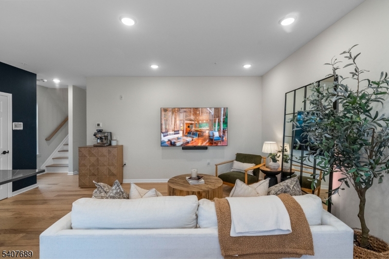 105 Robeson Street Somerville, NJ 08876 - Photo 23 of 48