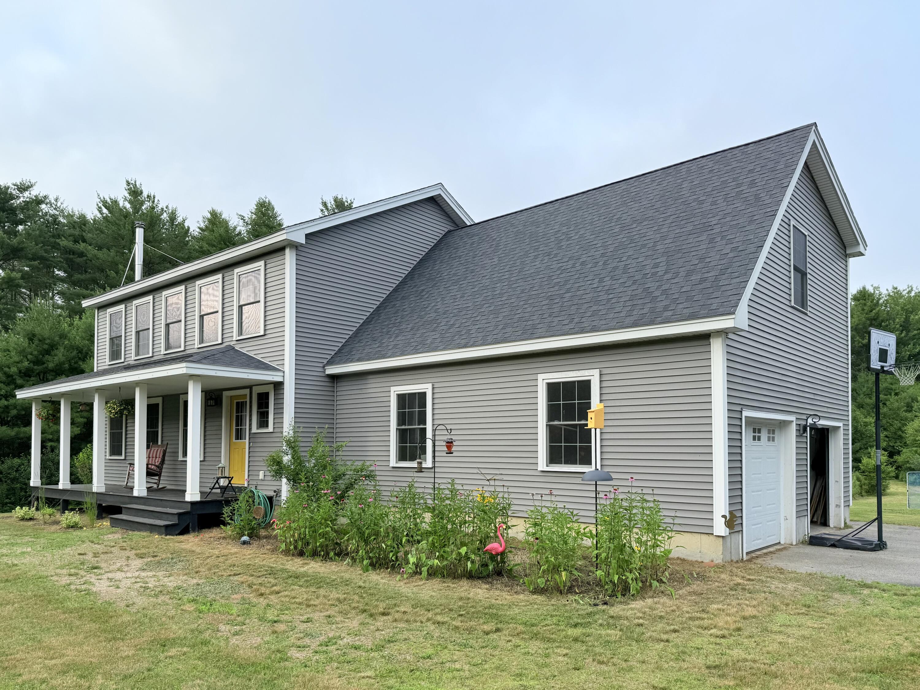 12 Chipmunk Trail Kennebunk, ME 04043 - Photo 2 of 33 Right Front Angle