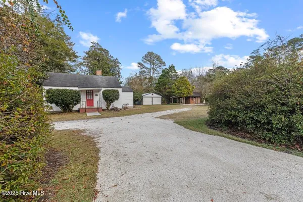 $198,500 | 4044 Highway 11, Willard, NC 28478