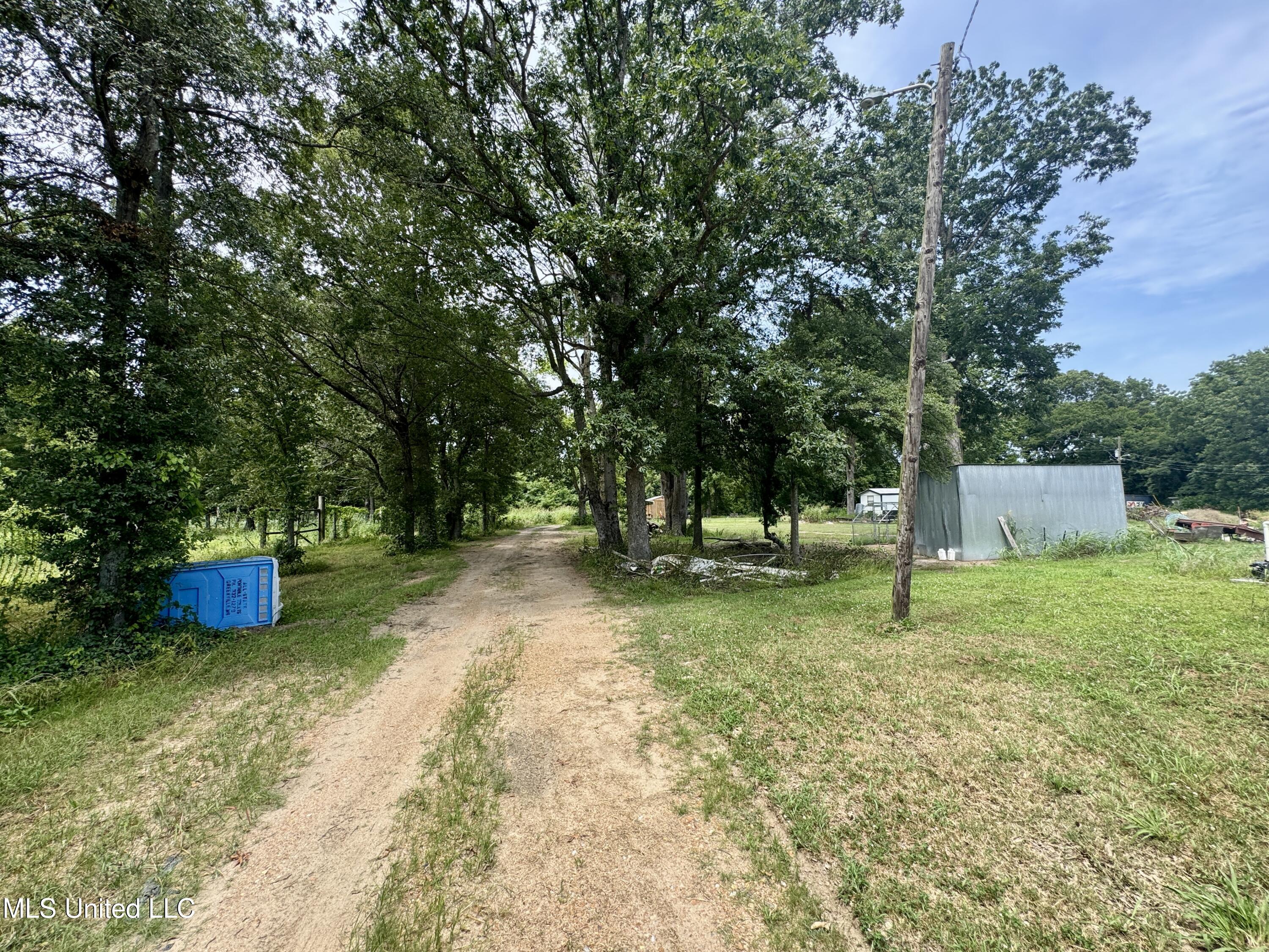 197 Highway 8 Cleveland, MS 38732 - Photo 41 of 41 IMG_3084