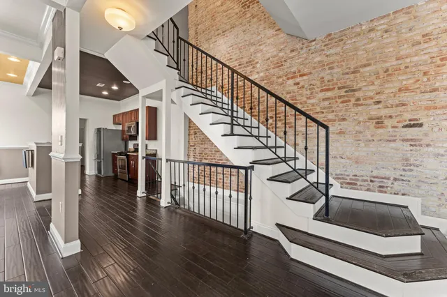 $2,350 | 3616 Reisterstown Road, Baltimore, MD 21215