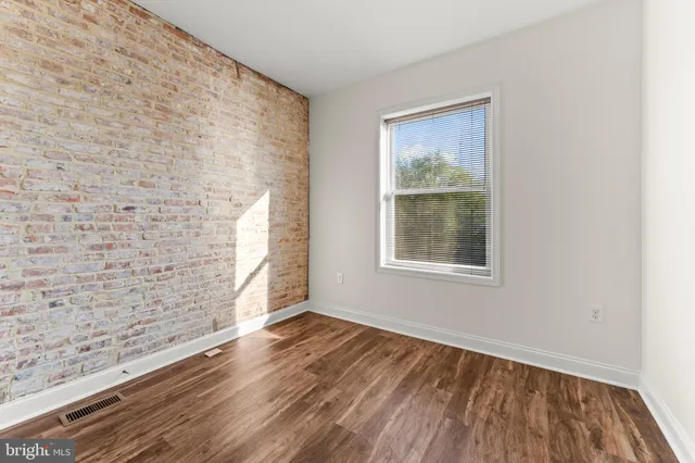 $2,350 | 3616 Reisterstown Road, Baltimore, MD 21215