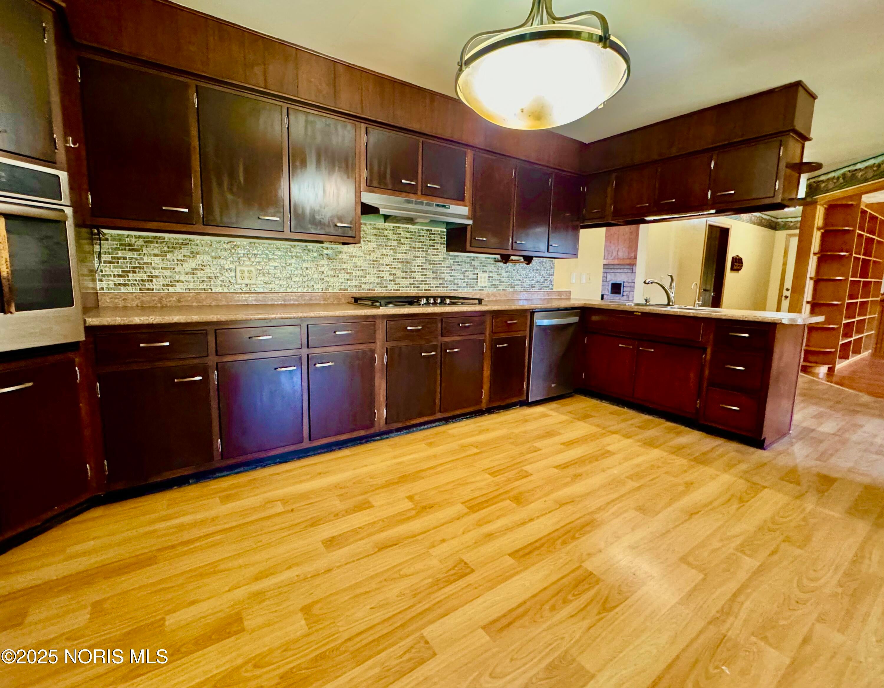 4769 Huber Road Hicksville, OH 43526 - Photo 5 of 25 Kitchen