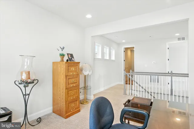 a view of a livingroom with furniture