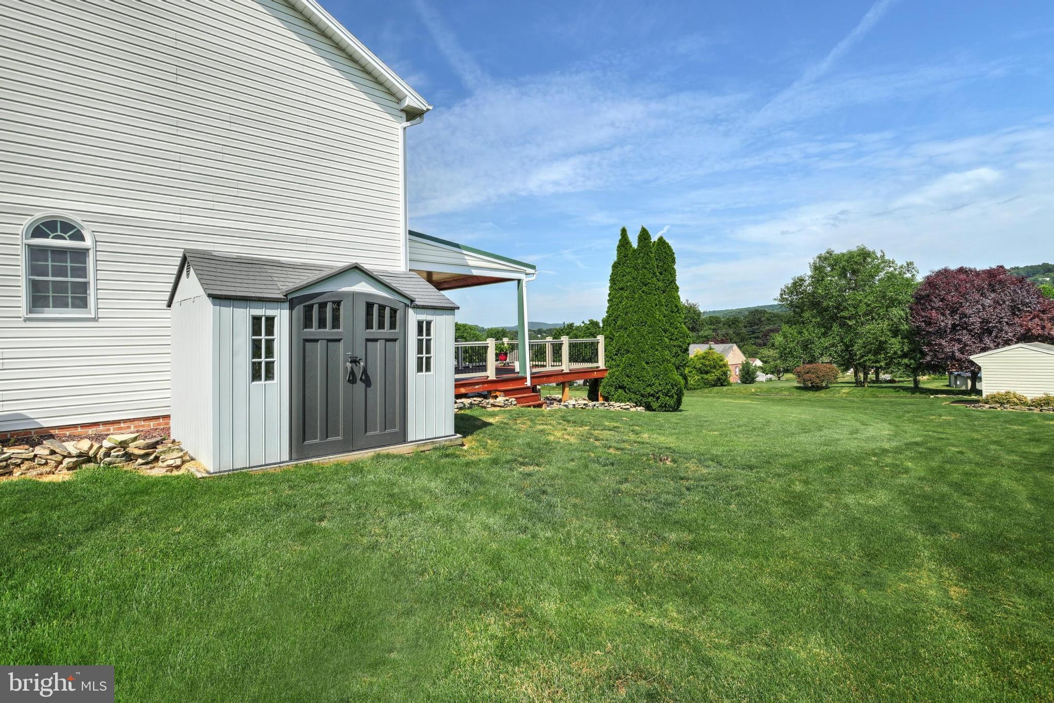 2765 Pilgrim Road York, PA 17406 - Photo 3 of 35 Gallery Image 3
