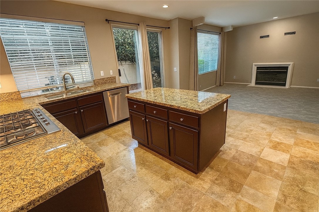 17 Fecamp Newport Coast, CA 92657 - Photo 6 of 27