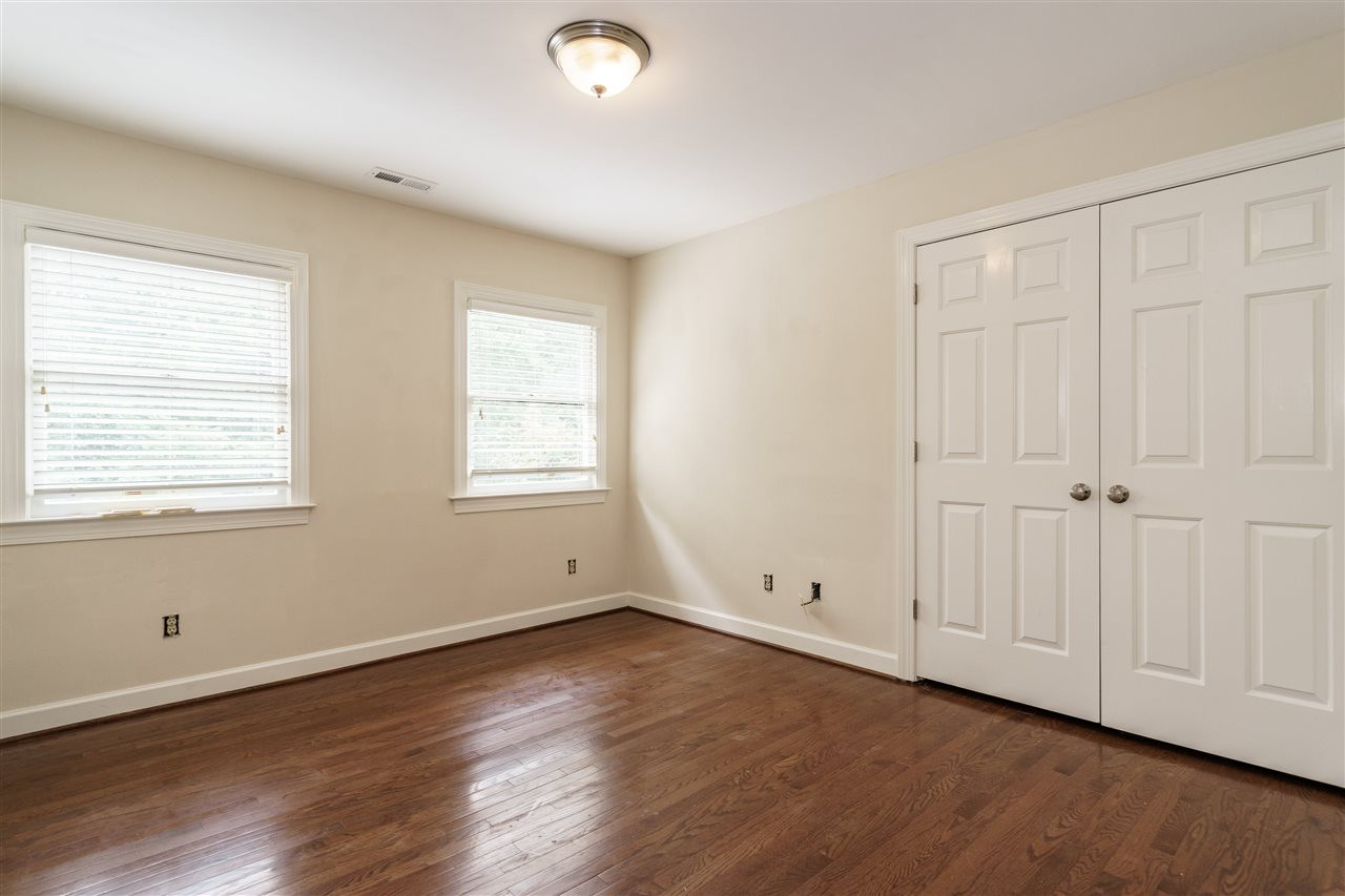 321 Shaftsberry Court Raleigh, NC 27609 - Photo 14 of 25 Photo 14