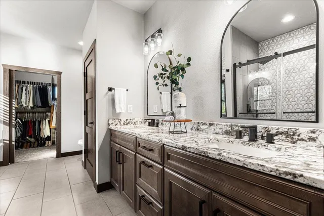 $1,195,000 | 794 Lakeview Ridge Lane, Richfield, WI 53017