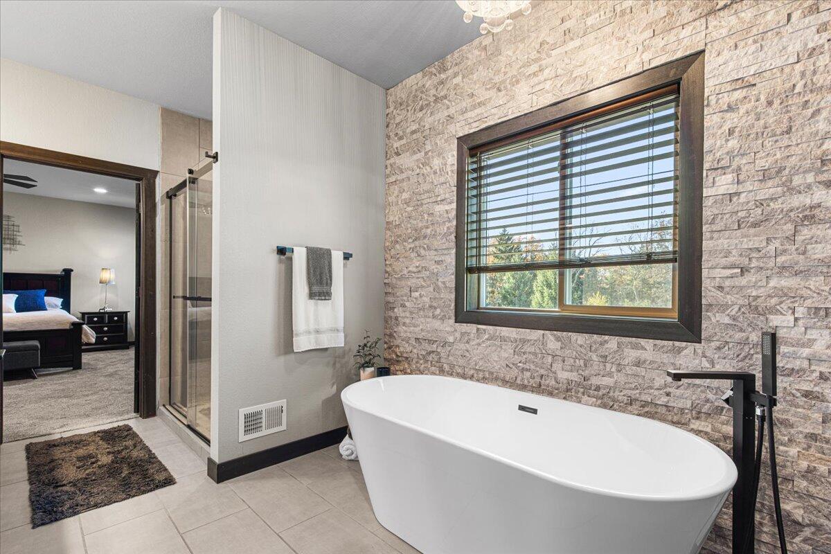 794 Lakeview Ridge Lane Richfield, WI 53017 - Photo 21 of 50 Walk-In Shower & Soaking Tub