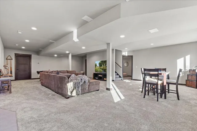 $1,195,000 | 794 Lakeview Ridge Lane, Richfield, WI 53017