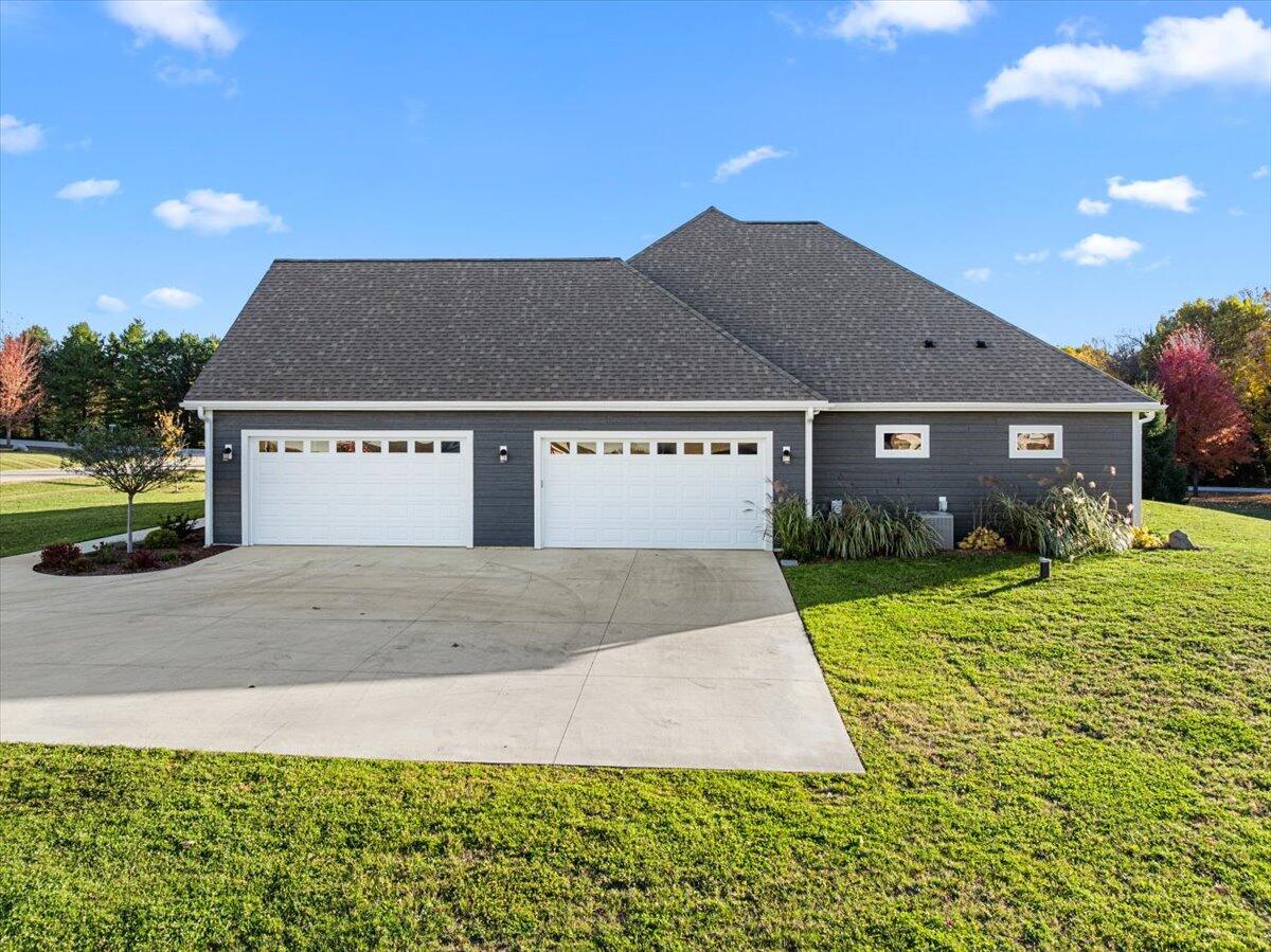 794 Lakeview Ridge Lane Richfield, WI 53017 - Photo 47 of 50 4.5+ Car Garage
