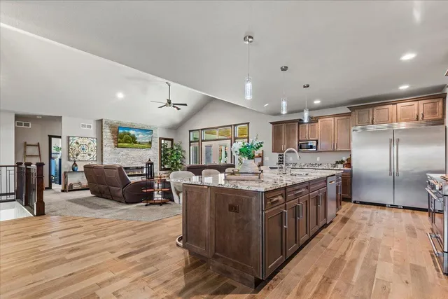 $1,195,000 | 794 Lakeview Ridge Lane, Richfield, WI 53017