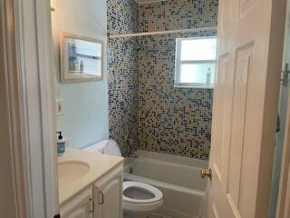 212 Southwest 1st Avenue Delray Beach, FL 33444 - Photo 9 of 13 Bathroom