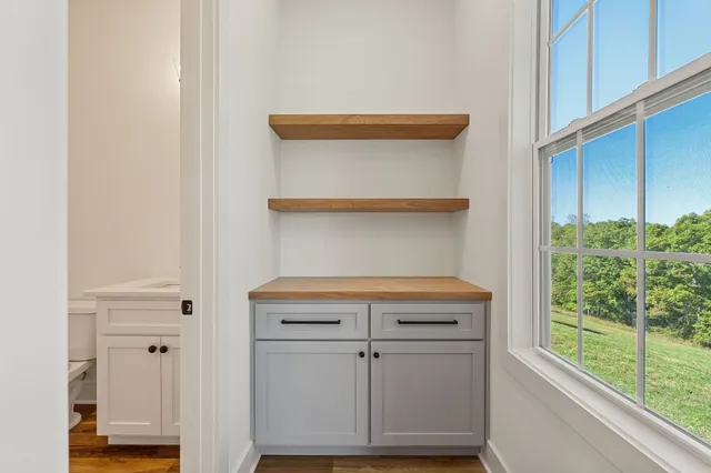 $679,900 | 633 Post Road, Rock Island, TN 38581