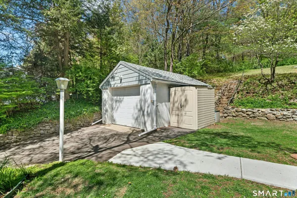 $389,900 | 41 Emma Street, Seymour, CT 06483