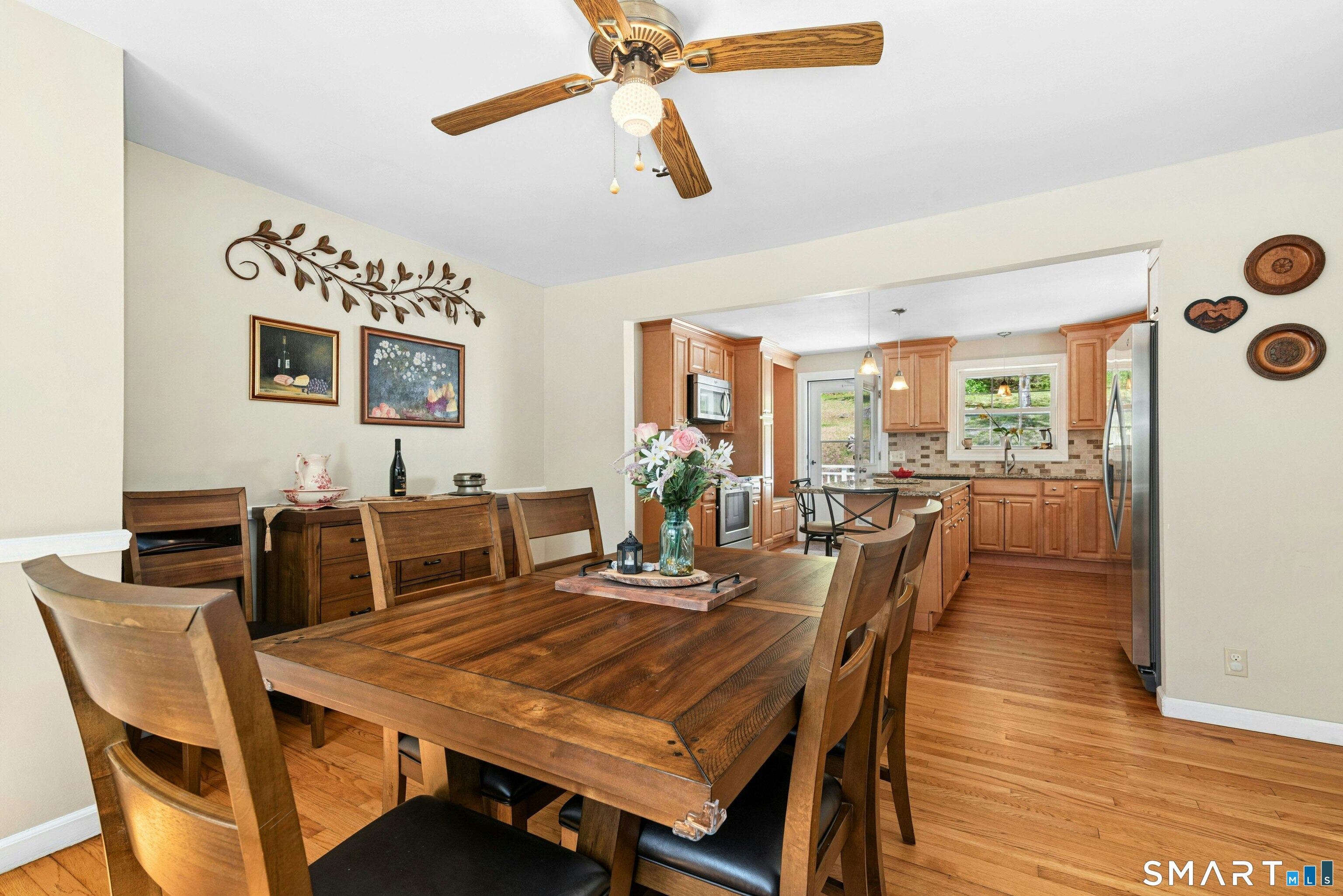 41 Emma Street Seymour, CT 06483 - Photo 8 of 32