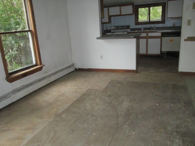 95 Granger Street Rutland, VT 05701 - Photo 4 of 16