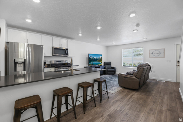 2792 North Fighting Falcon Street Layton, UT 84040 - Photo 6 of 29