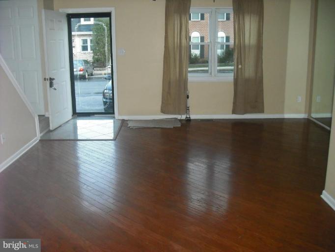 9410 Windpine Road, Unit 9410 Middle River, MD 21220 - Photo 2 of 17 Living Room