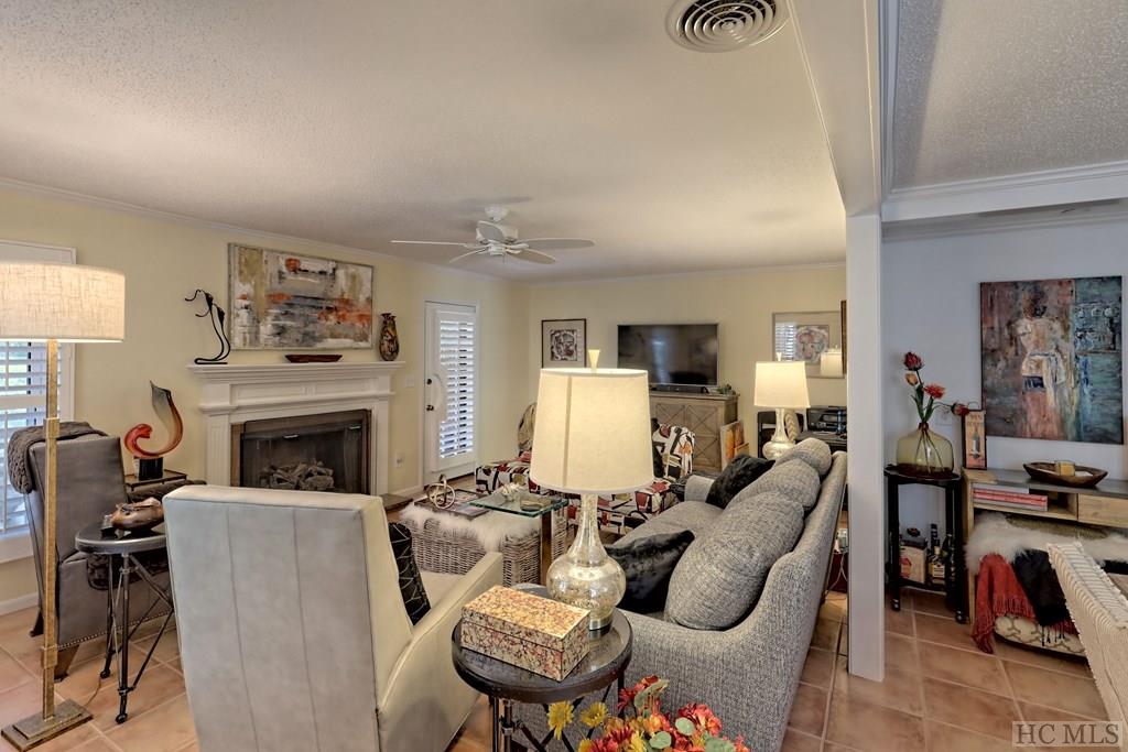 1341 Leonard Road, Unit 5 Highlands, NC 28741 - Photo 17 of 52 Gallery Image 17