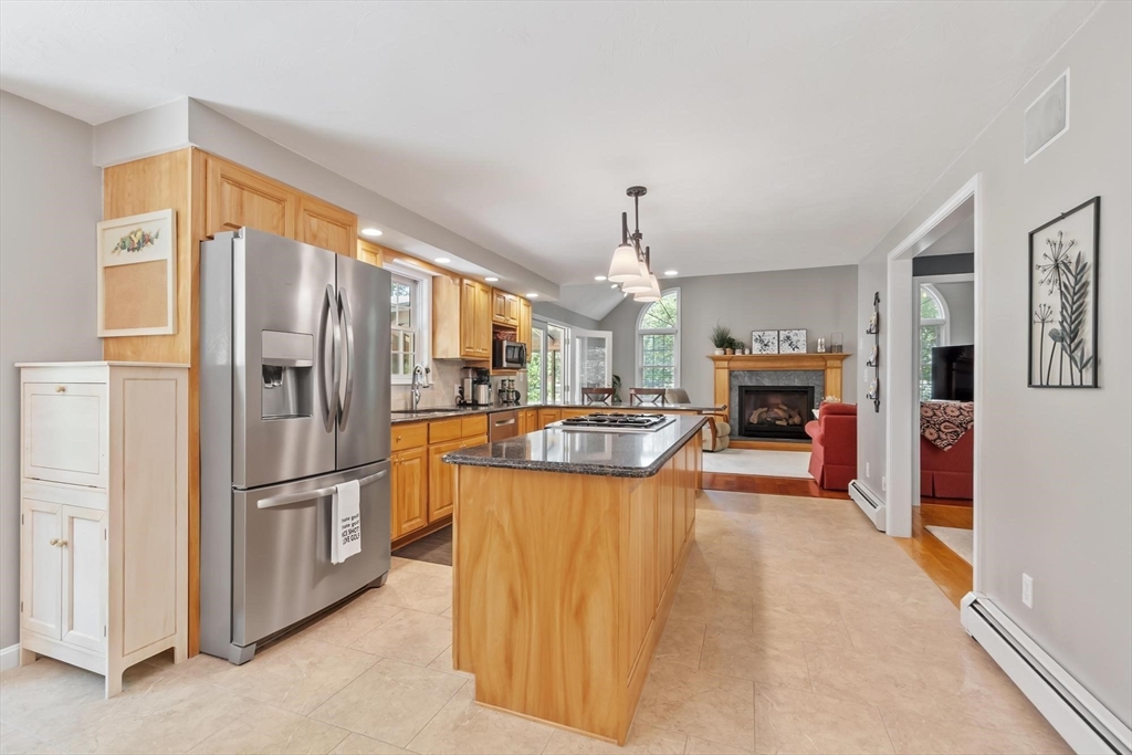 46 Jewett Street Georgetown, MA 01833 - Photo 10 of 42