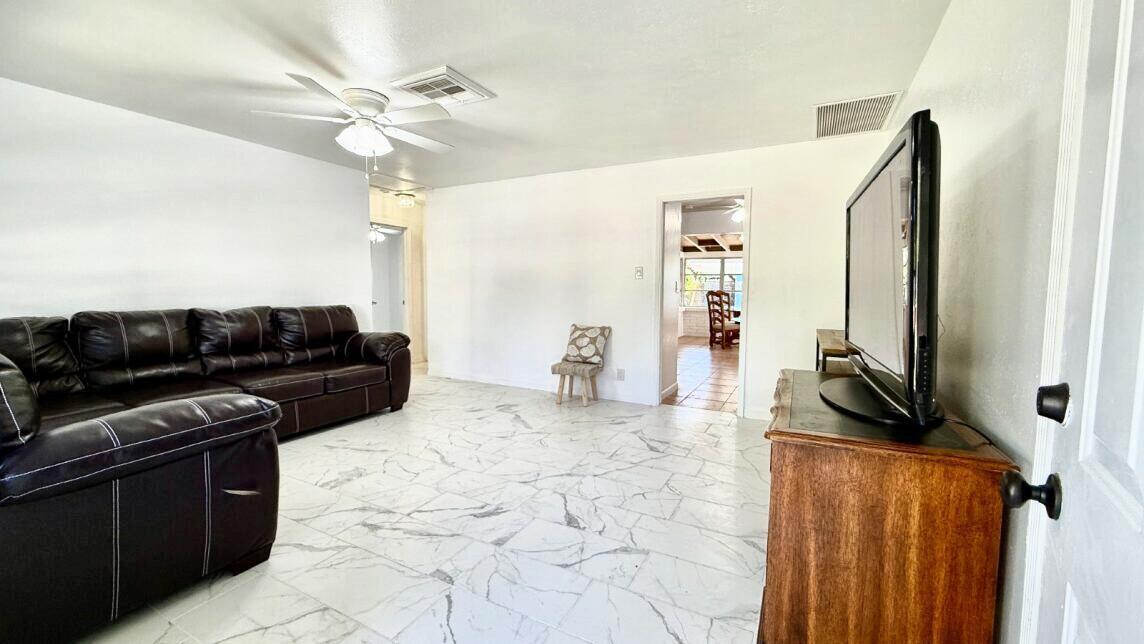 802 Lytle Street West Palm Beach, FL 33405 - Photo 11 of 29 Living Room 1