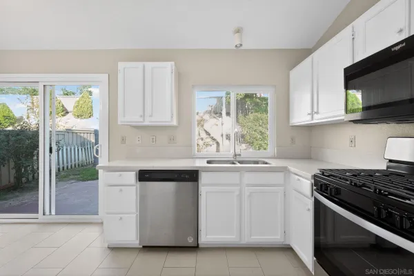 $595,000 | 31850 VÃa Barraza, Temecula, CA 92592