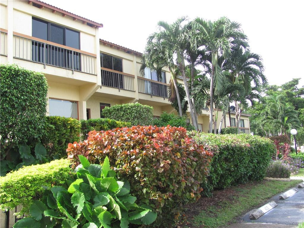 4010 Del Rio Way, Unit 4010 Sunrise, FL 33351 - Photo 1 of 67 Photo 1