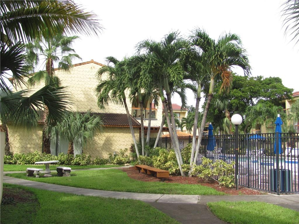 4010 Del Rio Way, Unit 4010 Sunrise, FL 33351 - Photo 17 of 67 Photo 17