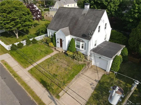 $2,900 | 59 Aitchison Drive, New London, CT 06320
