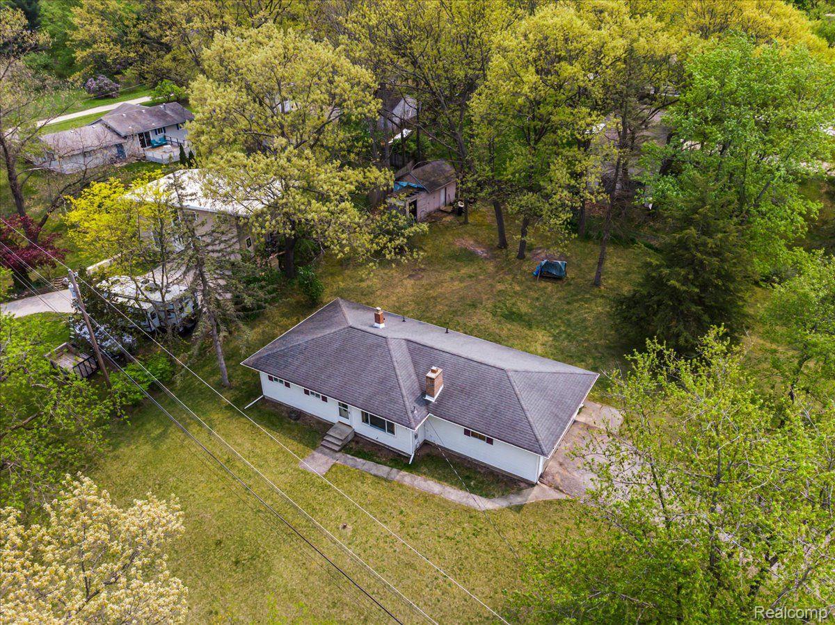 5073 West Harvard Road Clarkston, MI 48348 - Photo 36 of 47 Gallery Image 36