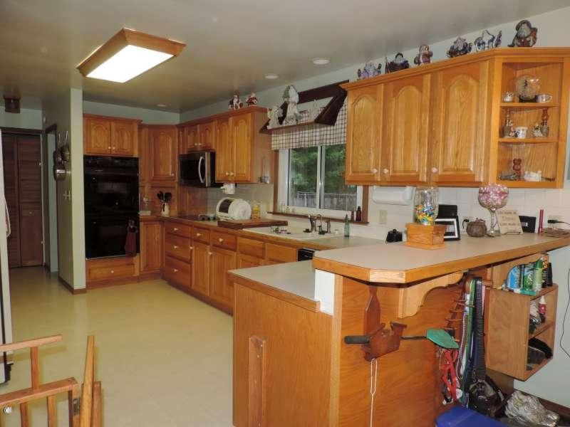 1832 North Sheridan Road Muskegon, MI 49445 - Photo 6 of 14 DSCN8865