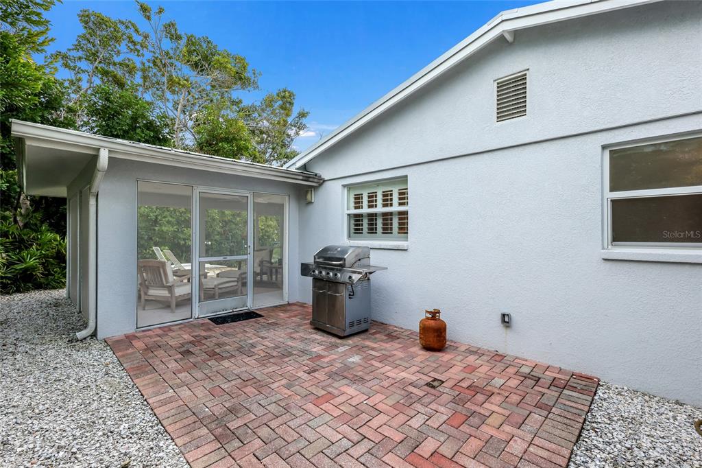 413 Poinsettia Road Anna Maria, FL 34216 - Photo 28 of 60
