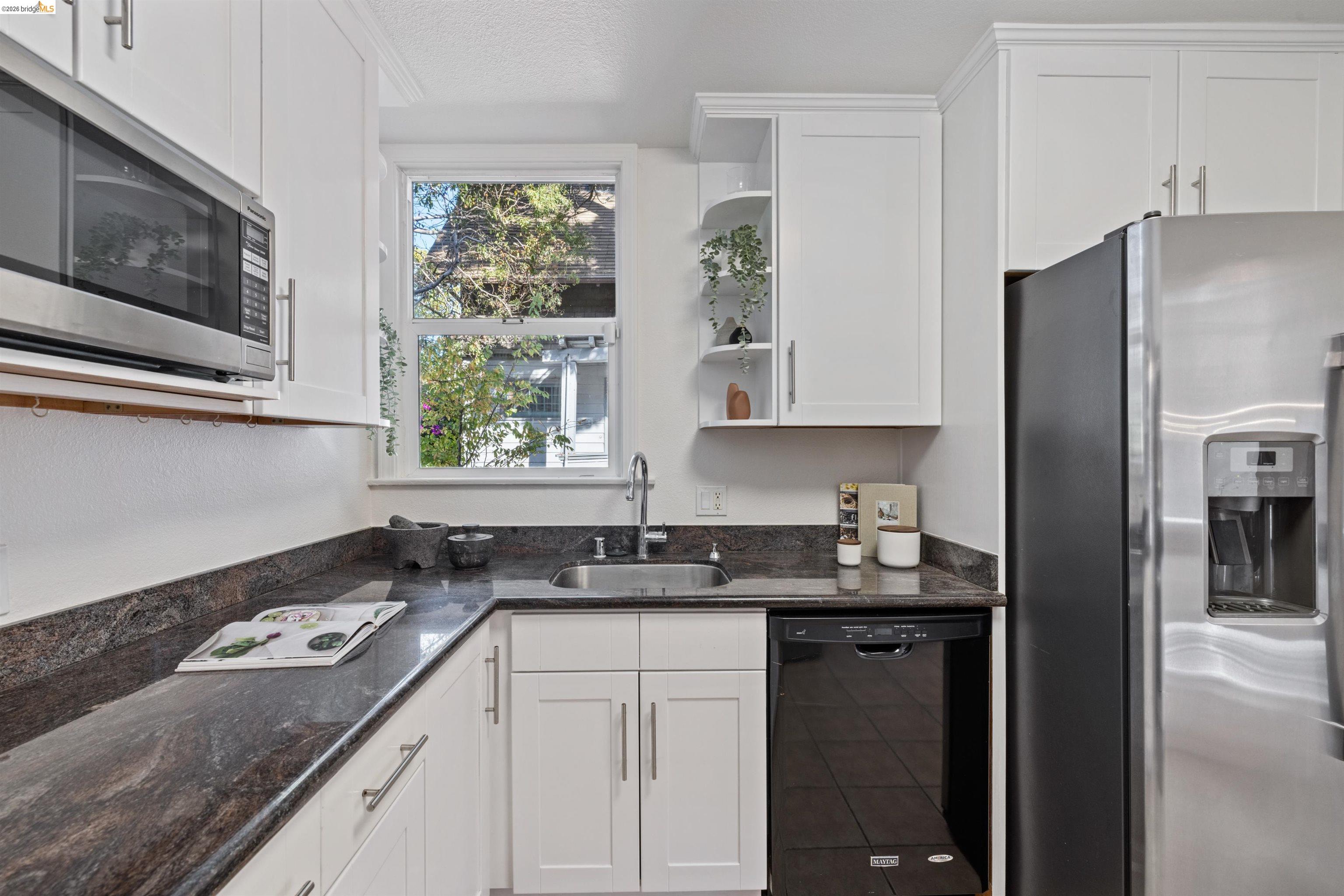 2935 Florence Street Berkeley, CA 94705 - Photo 20 of 38