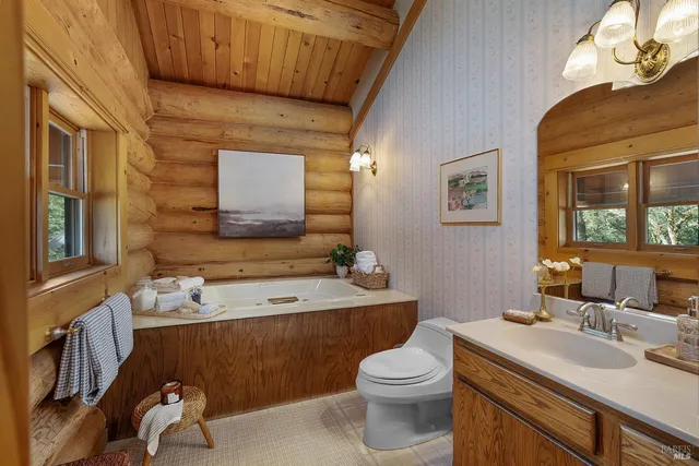 $1,699,000 | 700 Petrified Forest Road, Calistoga, CA 94515