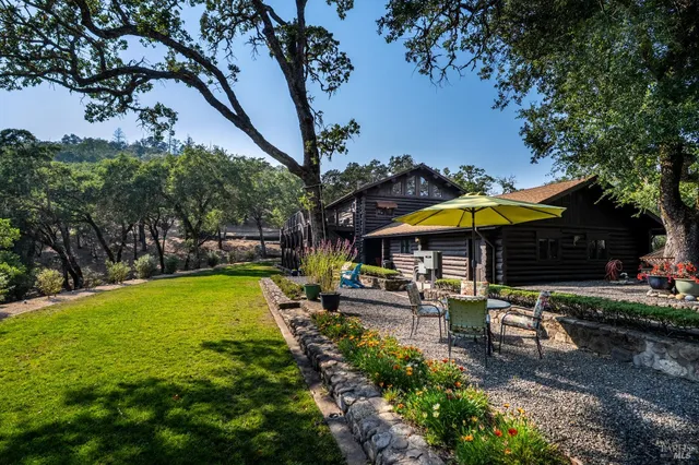 $1,699,000 | 700 Petrified Forest Road, Calistoga, CA 94515